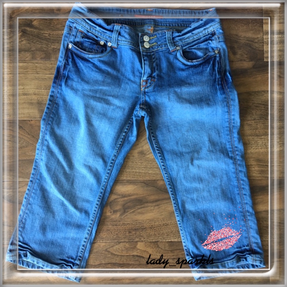Blue Denim Vigoss Capris Sz 3 - Picture 1 of 8